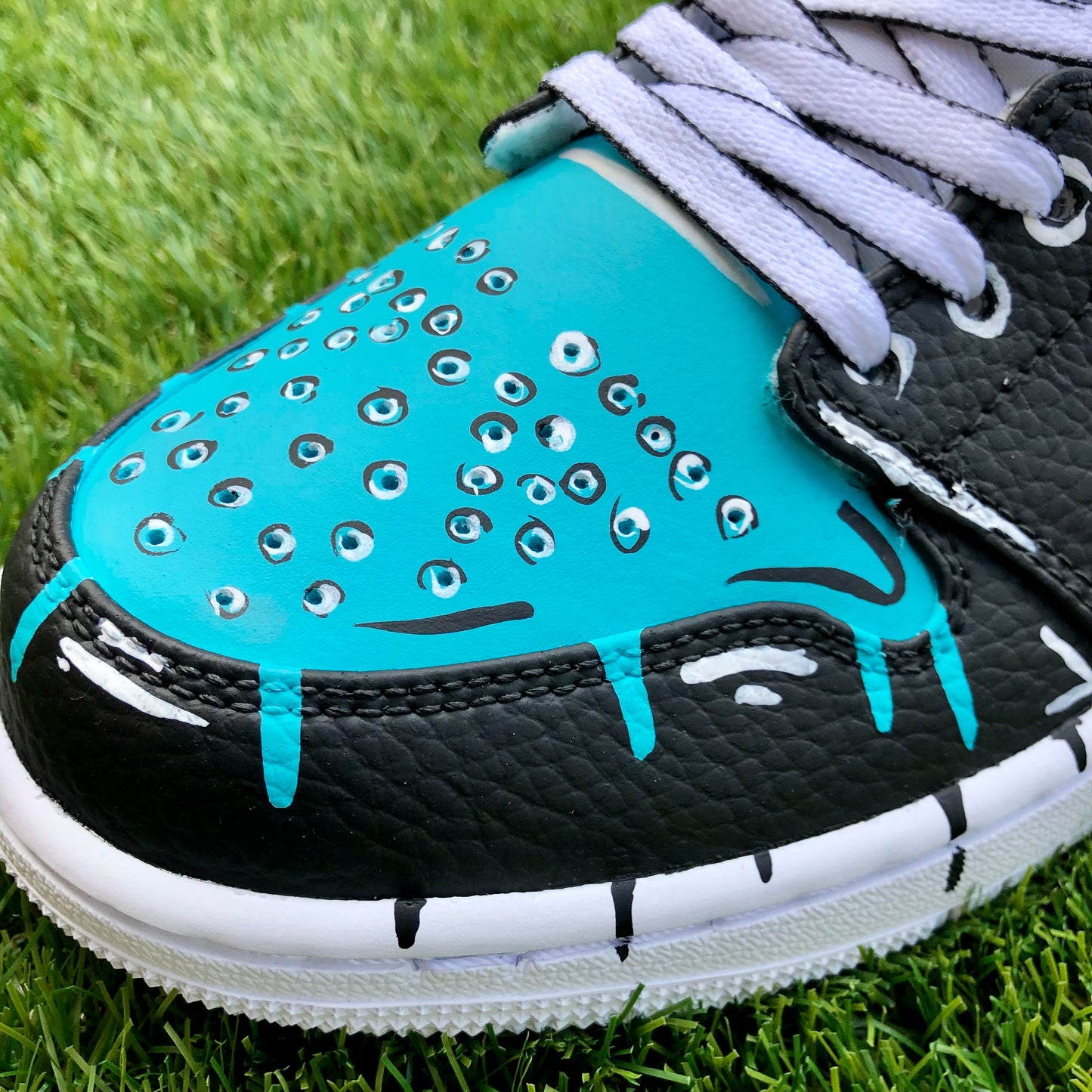 JORDAN 1 MID DRIPPY SKETCH