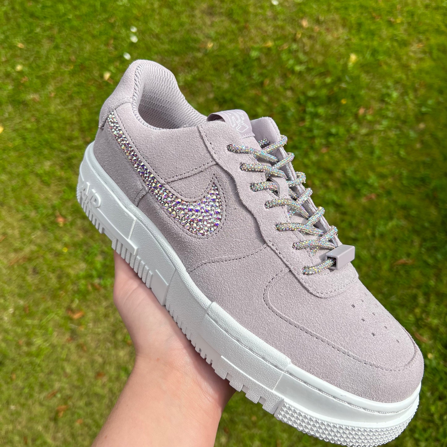 CRYSTAL LACES