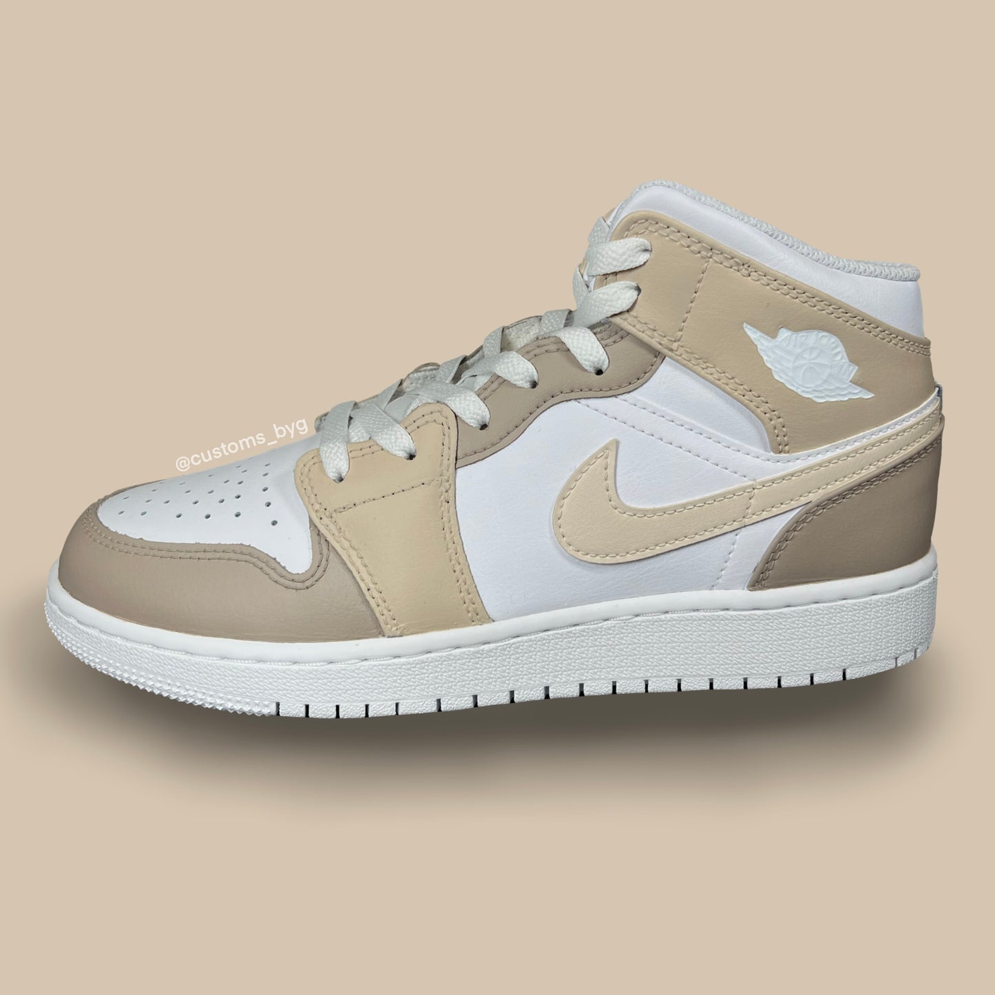 JORDAN 1 MID COFFEE