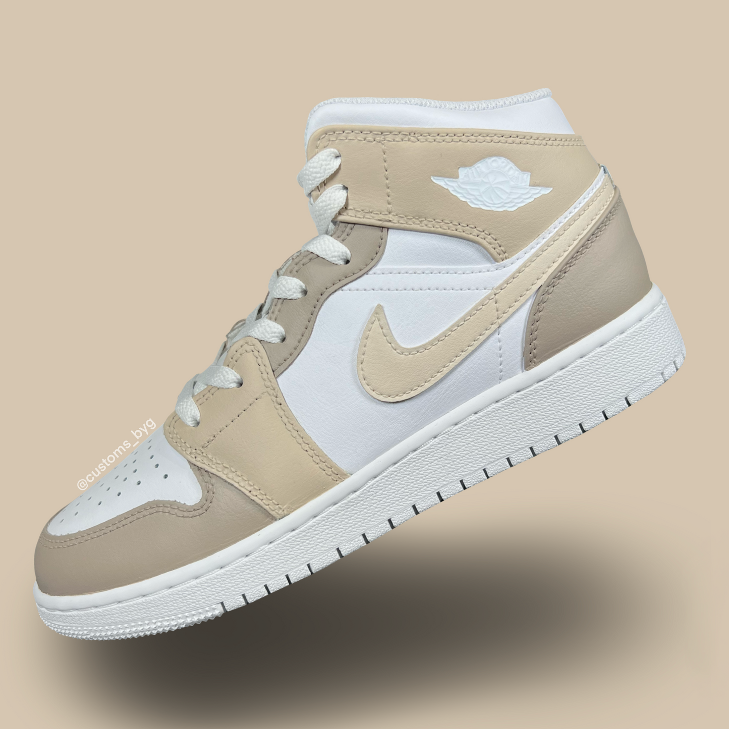 JORDAN 1 MID COFFEE